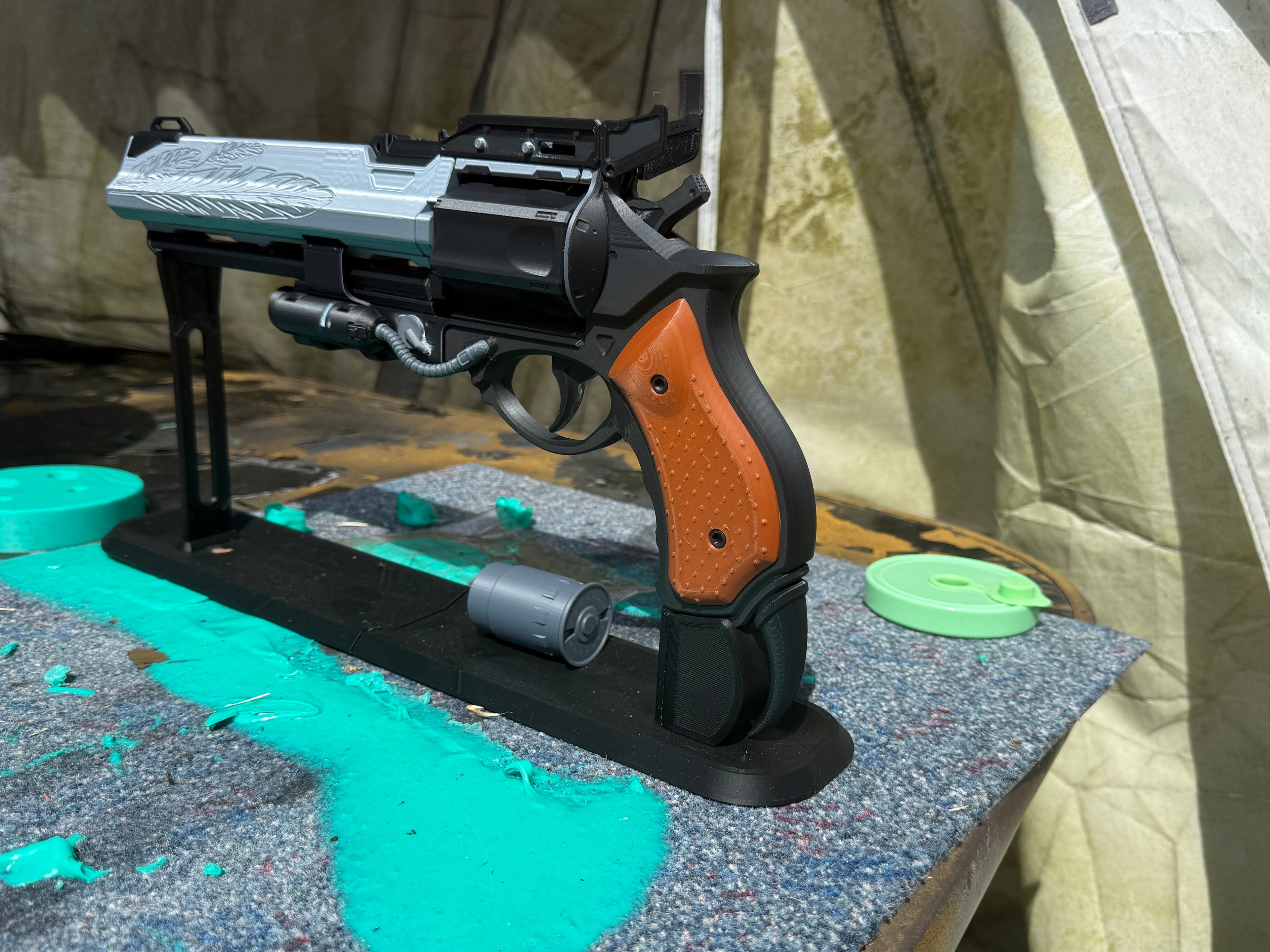 Sci-fi Blaster - Lunar Hawk
