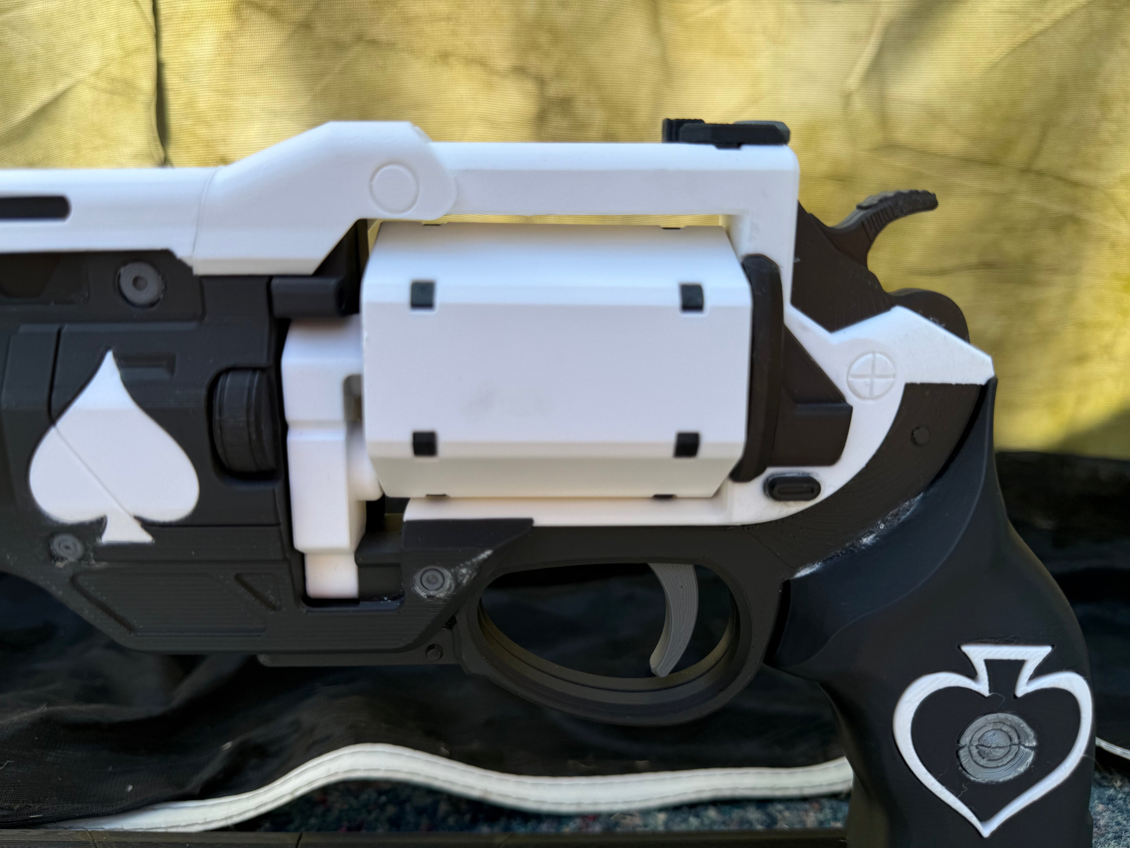 Sci-fi Blaster - Gambler's Ace